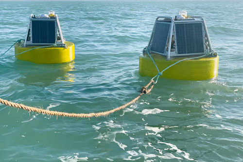 Latest company Solutions about Installatie door de klant van semi-stijf wandelbaar zonnepaneel voor drijvende boeien