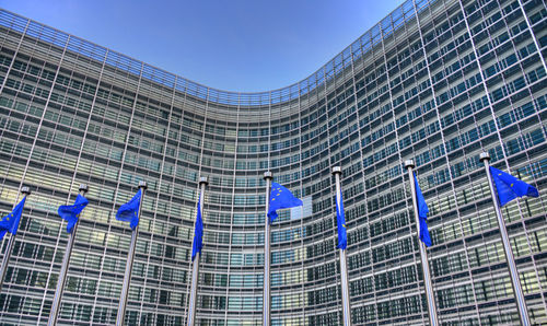 Het laatste nieuws van het bedrijf over EU-Commissie keurt Poolse hernieuwbare energieprogramma's van 1,2 miljard euro goed
