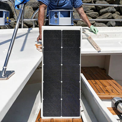 Goede prijs. Witte of zwarte wandelbare semi-stijve zonnepanelen aanpasbaar voor scheepswerf bootbouw solr dakvloertegel ODM OEM online
